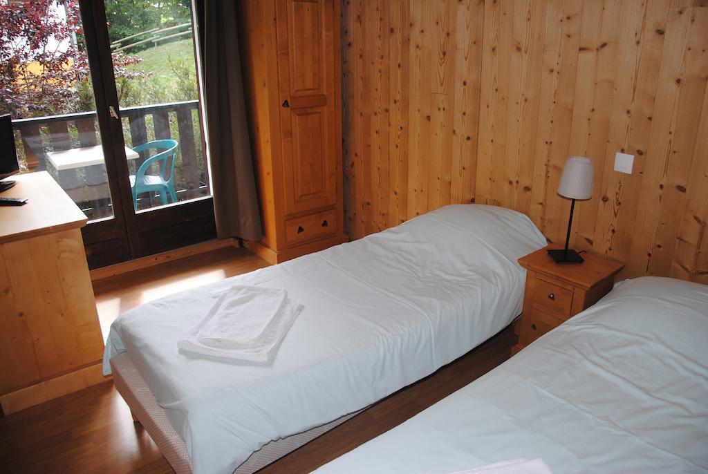 Hotel Les Combelles Châtel Room photo
